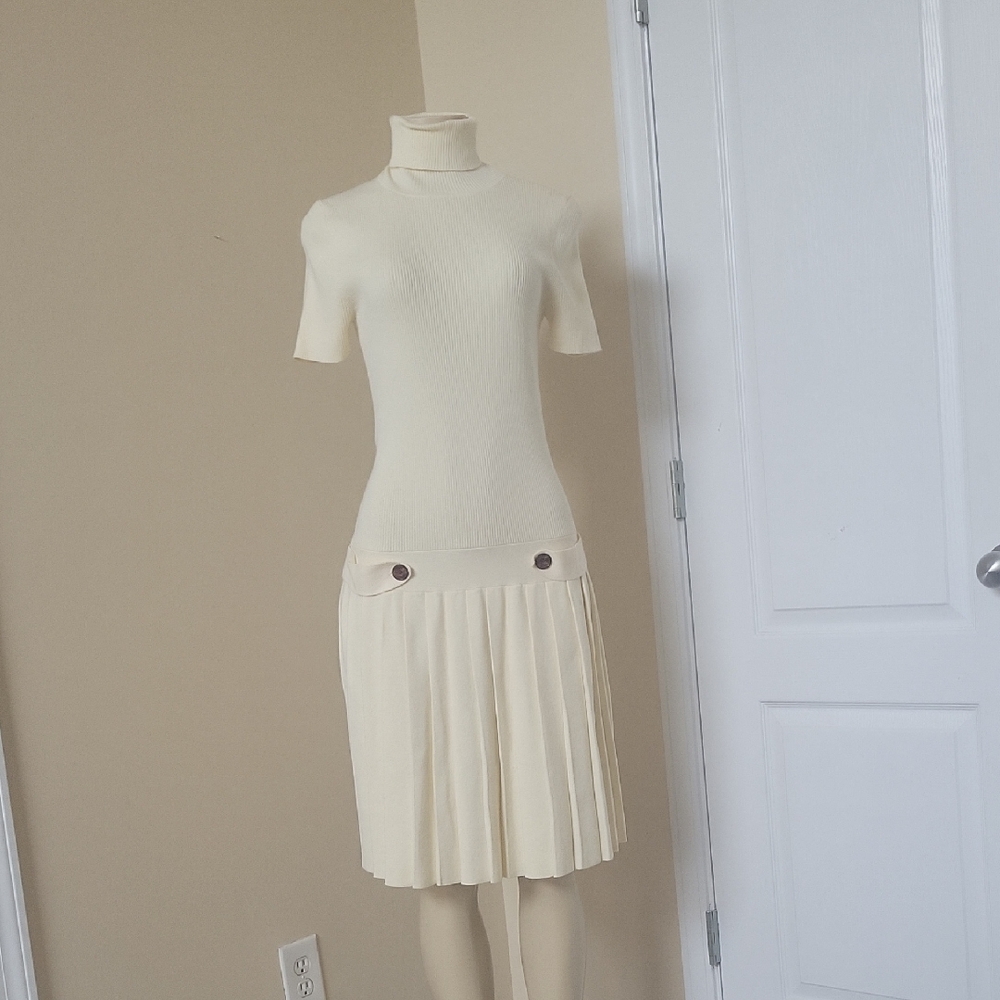 MODA Pleated Sweater Dress